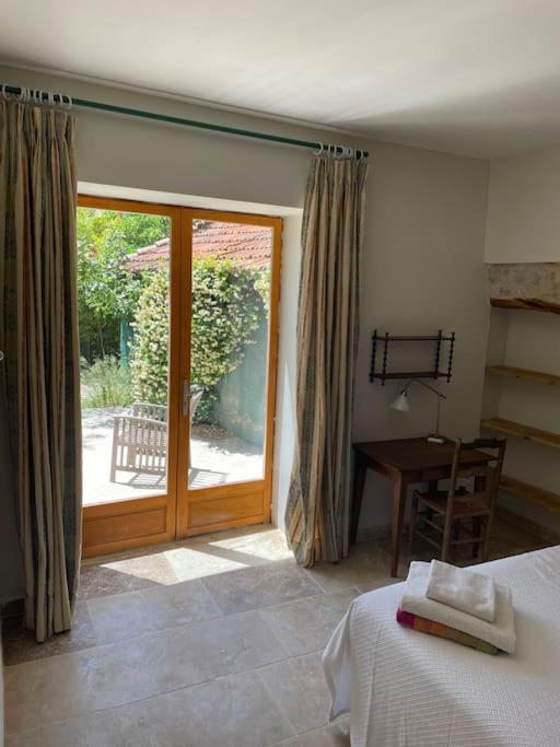 Villa Mas Des Bergines, Au Milieu Des Vignes à Vacqueyras Extérieur photo