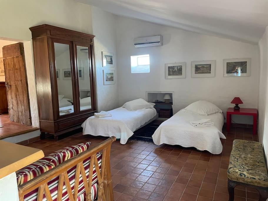 Villa Mas Des Bergines, Au Milieu Des Vignes à Vacqueyras Extérieur photo